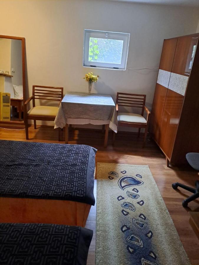 Amma Rooms Gruda Exteriör bild