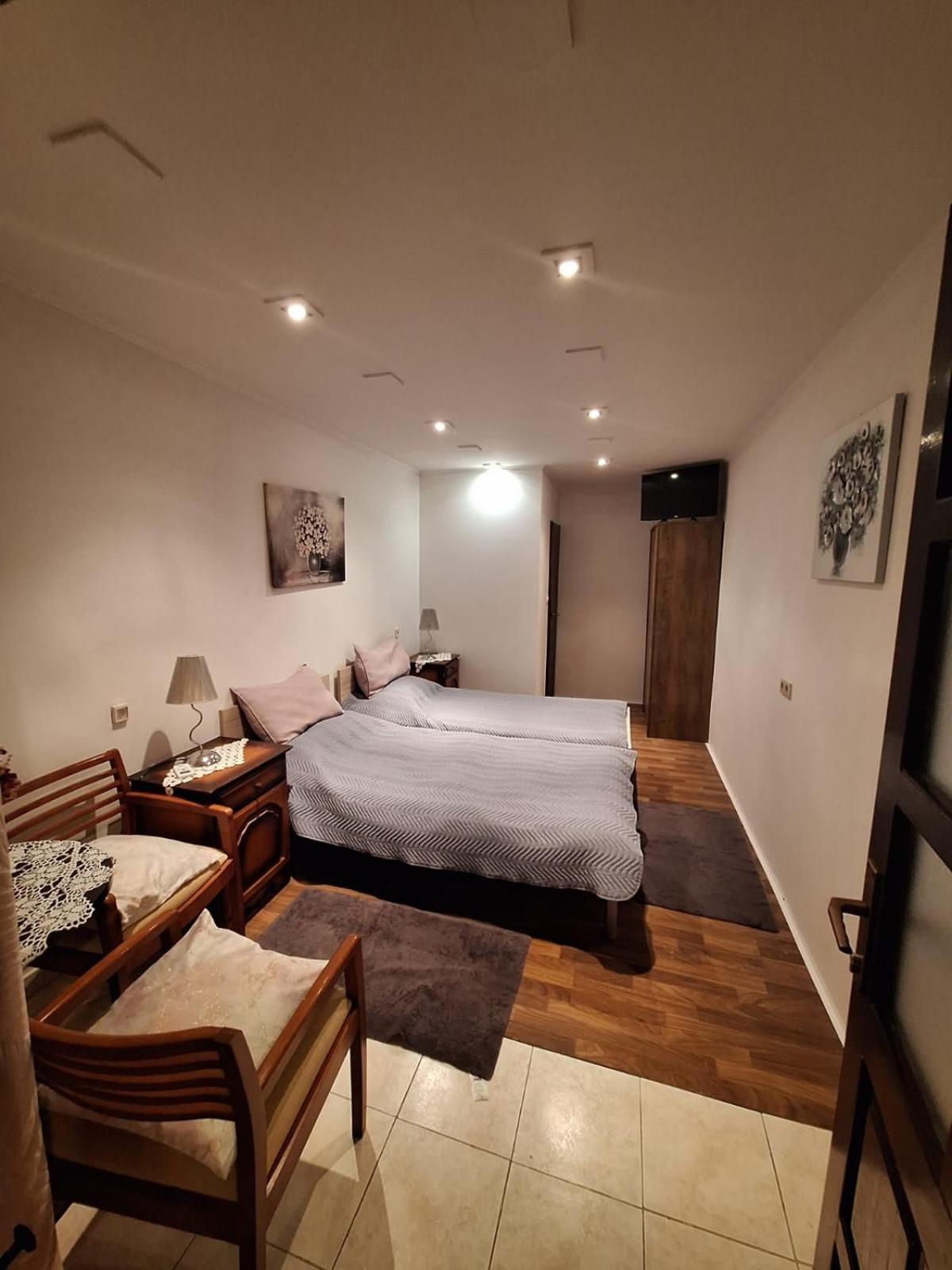 Amma Rooms Gruda Exteriör bild